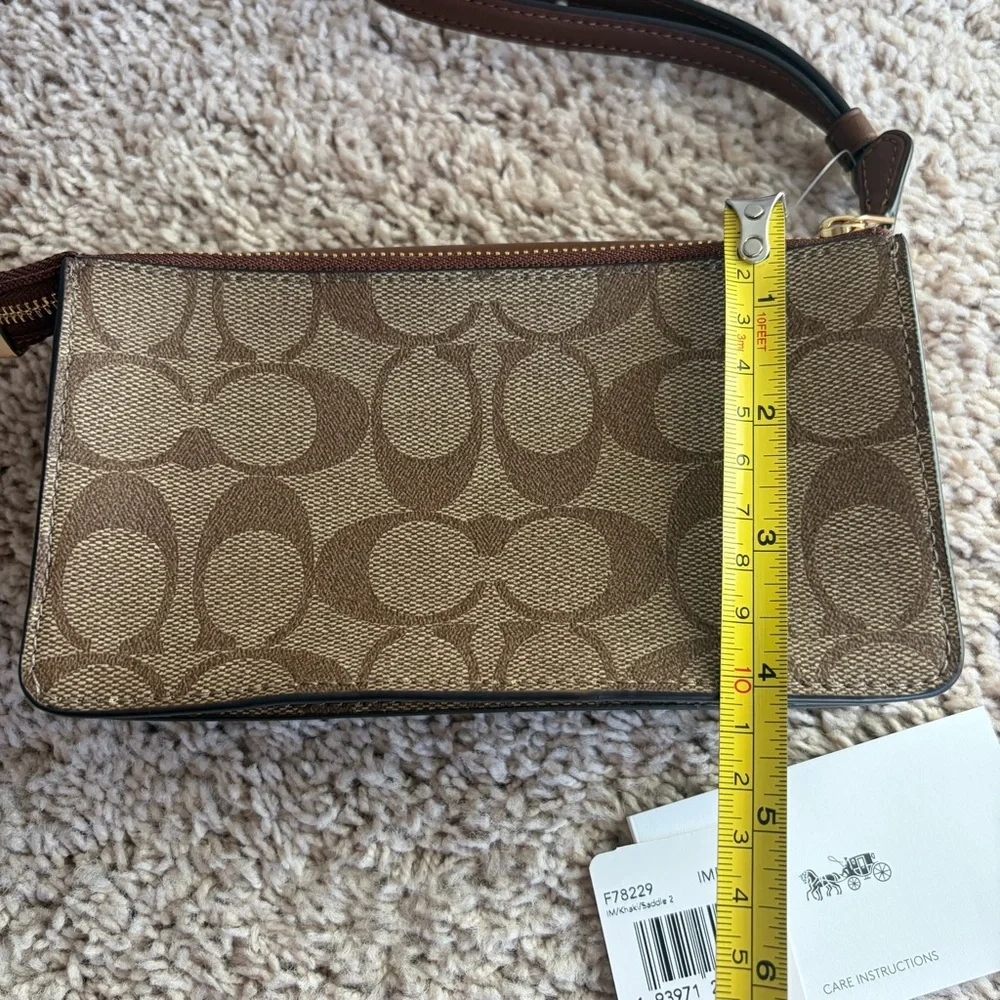 Coach stylish wristlet